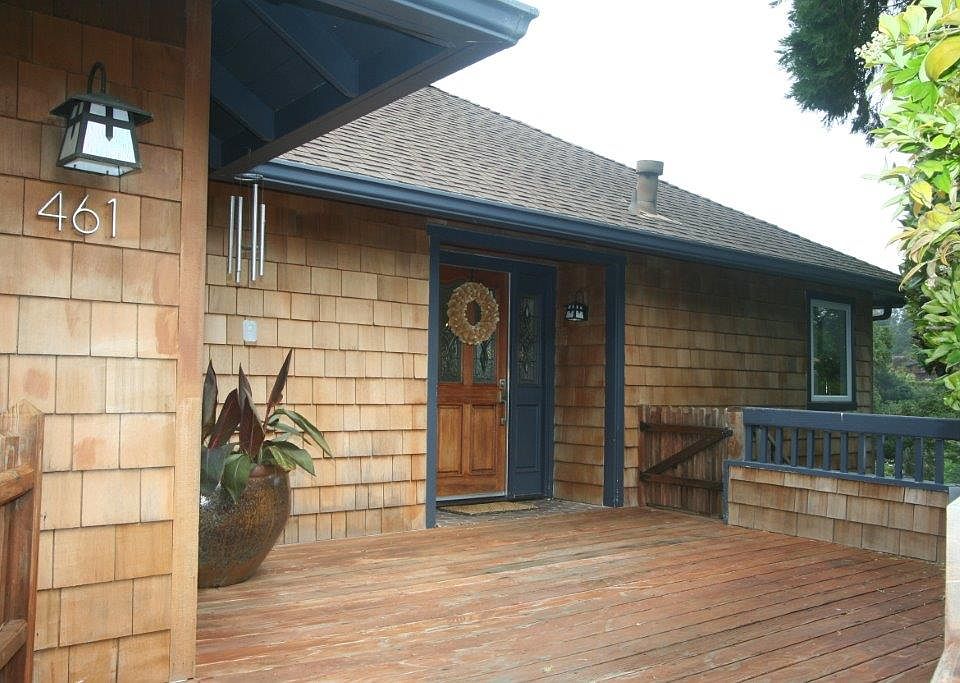 1st image of 461 Live Oak Dr