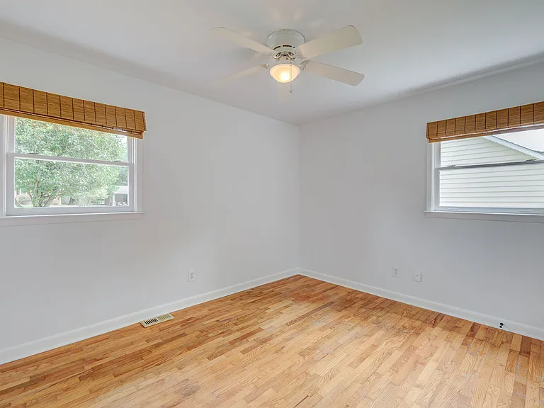5422 Ridgewood Heights Dr — Photo 25