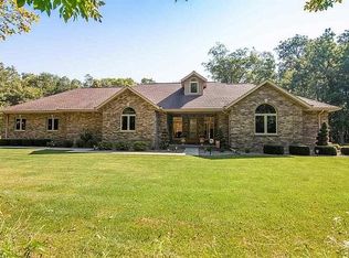 4135 S River Rd, Janesville, WI 53546