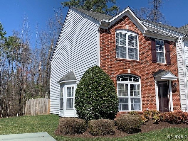 1st image of 6754 S Grand Brook Cir