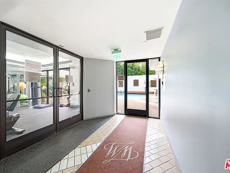 10660 Wilshire Blvd #805 — Photo 58