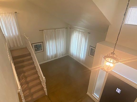 5th image of 7448 Bobbyboyar Ave