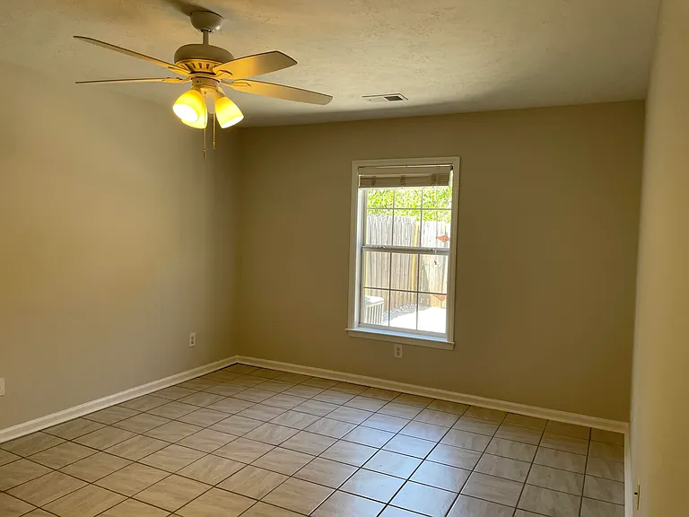 143 Portofino Ln SW — Photo 9