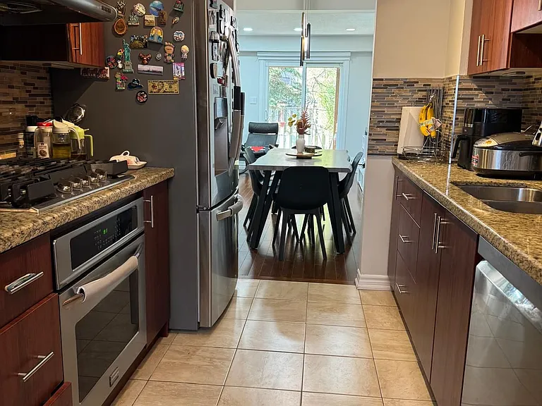 4102 Bishopstoke Ln W — Photo 12