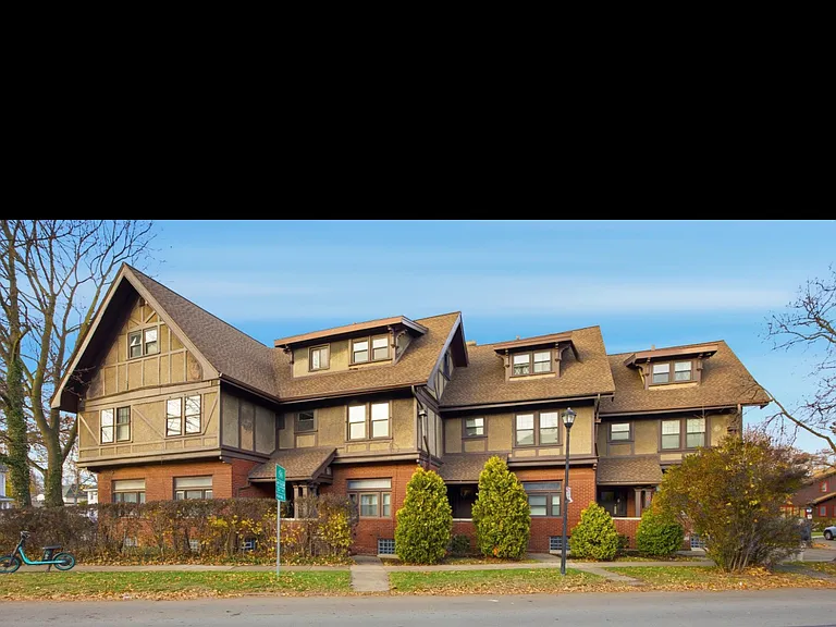 6 Canterbury Rd #1 — Photo 12