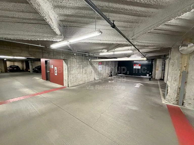 1420 NW Lovejoy St #414 — Photo 23