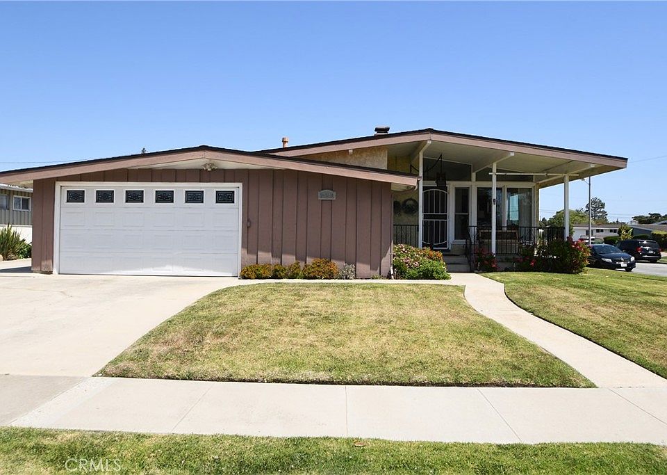 1st image of 24248 Falena Ave