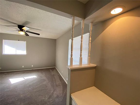 3rd image of 8407 Staunton Dr