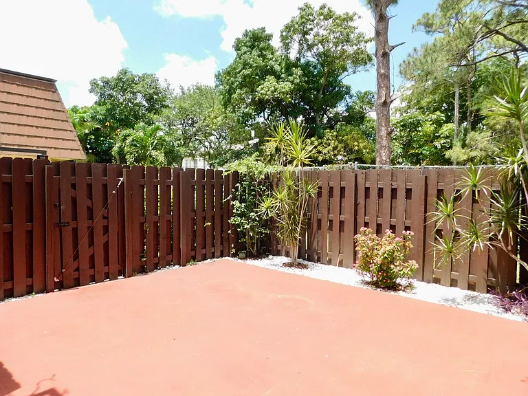 4155 Turnberry Cir #29 — Photo 45