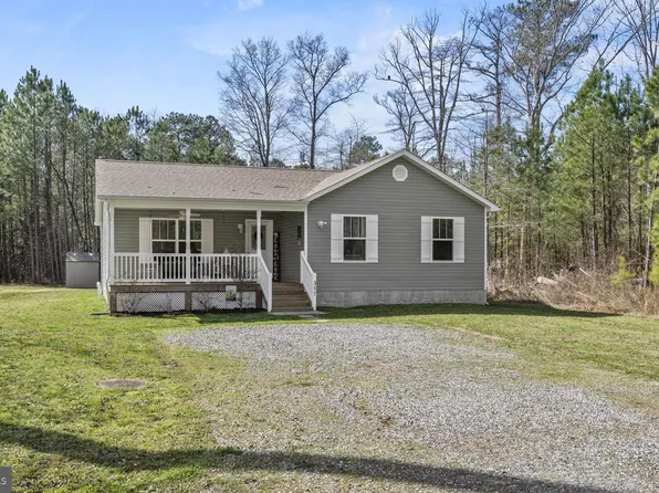 357 Greenway Dr, Colonial Beach, VA 22443