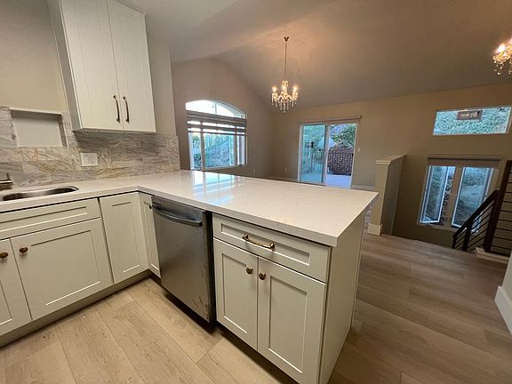 KITCHEN, LIVING AREA