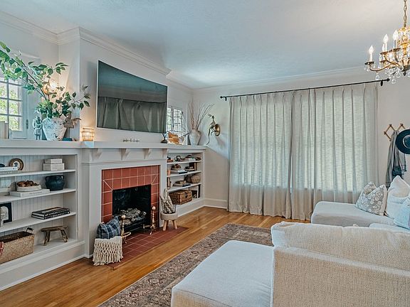 5th image of 73 E Broadway St