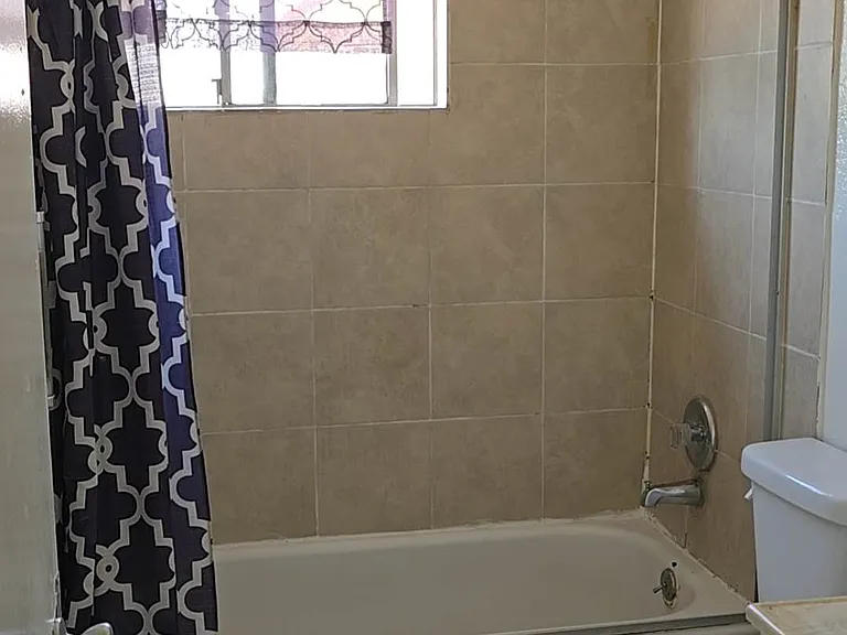 2443 Angela St #D — Photo 9