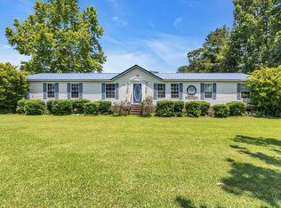 1145 Volunteer Dr, Loris, SC 29569