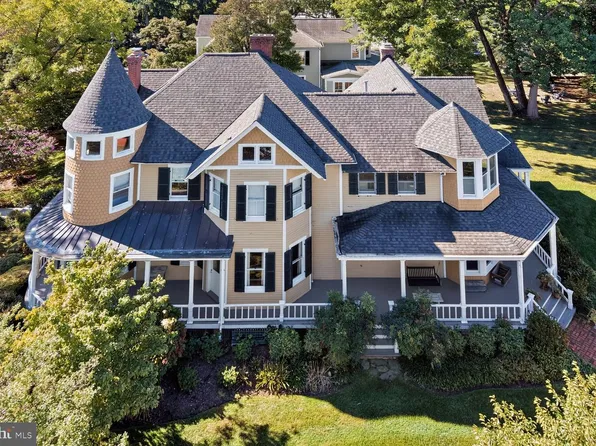 10400 Montgomery Ave, Kensington, MD 20895