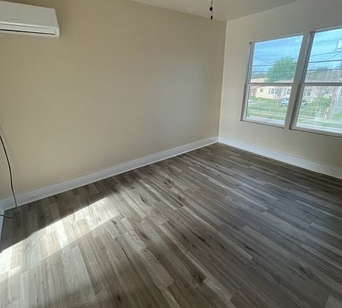 2nd image of 5410 Burton Ln #4