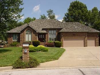 1st image of 1959 E Lakewood Pl