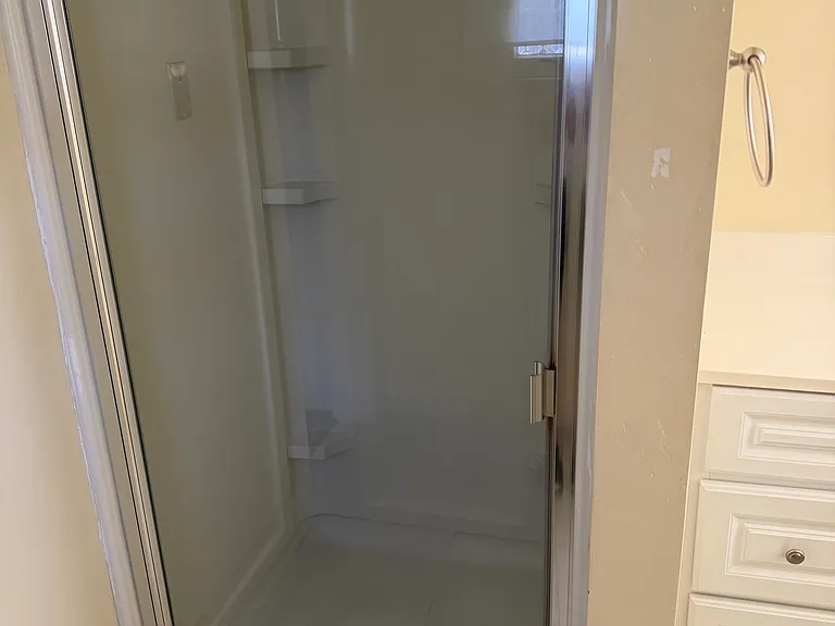 487 Dawson Ave — Photo 8