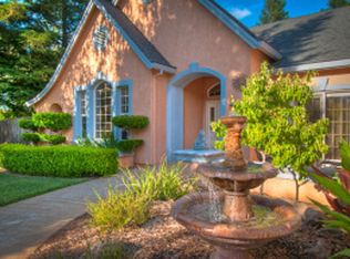 4007 Cloverway Dr, Redding, CA 96002