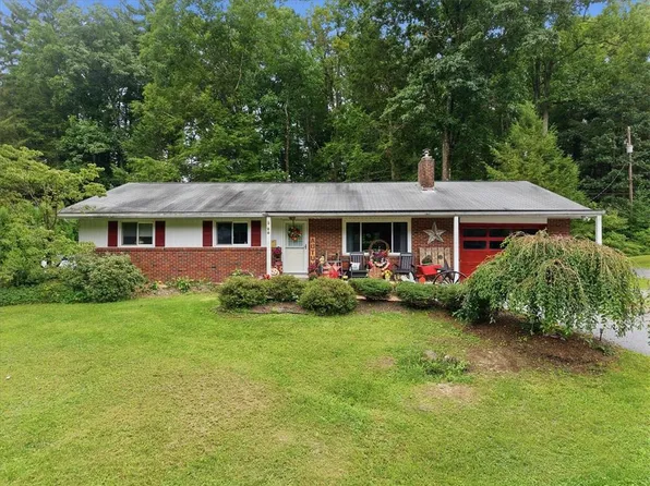20 Serfass Ln, Palmerton, PA 18071