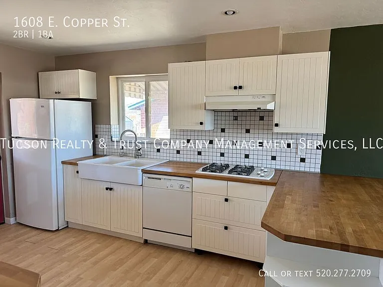 1608 E Copper St — Photo 7