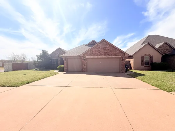 2400 NW 151st St, Edmond, OK 73013