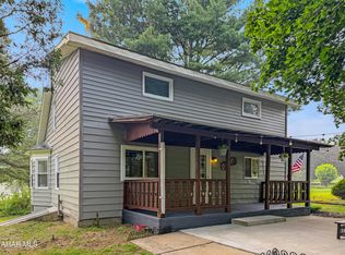 179 Arbor Ln, Northern Cambria, PA 15714