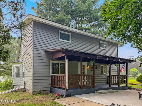 179 Arbor Ln, Northern Cambria, PA 15714