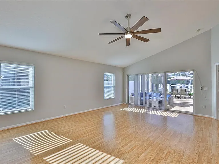 6610 Cambridge Park Dr — Photo 7