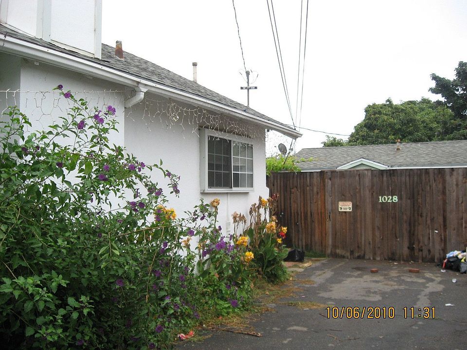 1st image of 1028 Cacique St