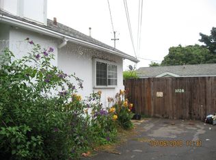 1028 Cacique St, Santa Barbara, CA 93103