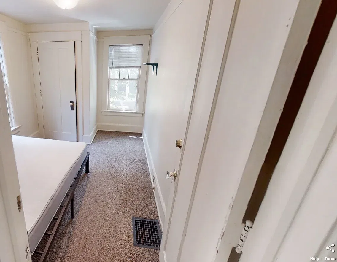 5 bed, 1457 sqft, $6,000 — Photo 4