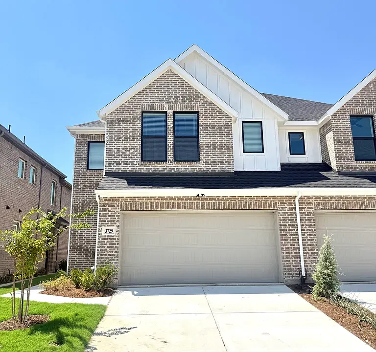 3729 Pierce Ln