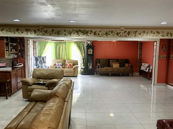 2nd image of 9704 Vaquero Ct