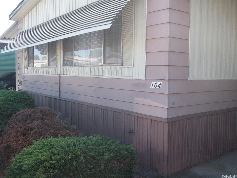 1st image of 8700 W Ln #104