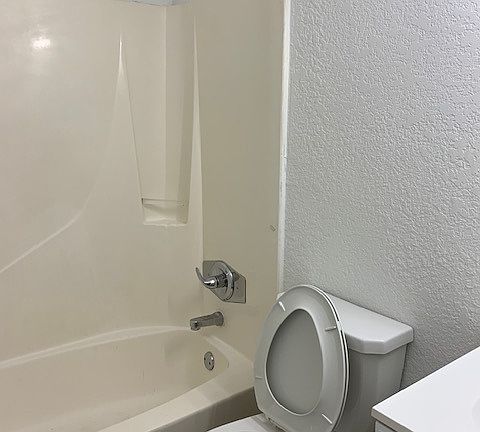 3rd image of 168 N Comet Ave #17628584