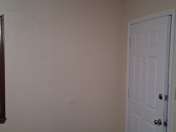 5th image of 136 Highland Park Dr #140