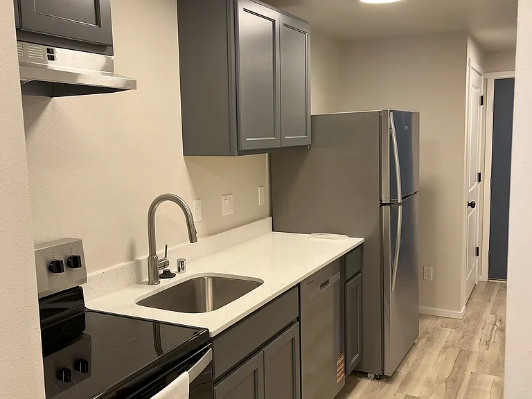 Unit 9 Kitchen