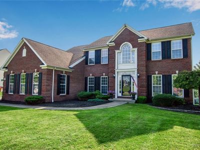 30 Graystone Ln, Orchard Park, NY, 14127