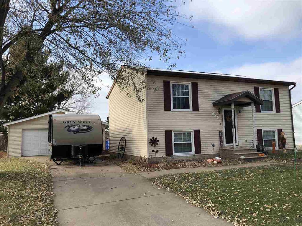 929 Aspen Dr, Colona, IL 61241 Zillow