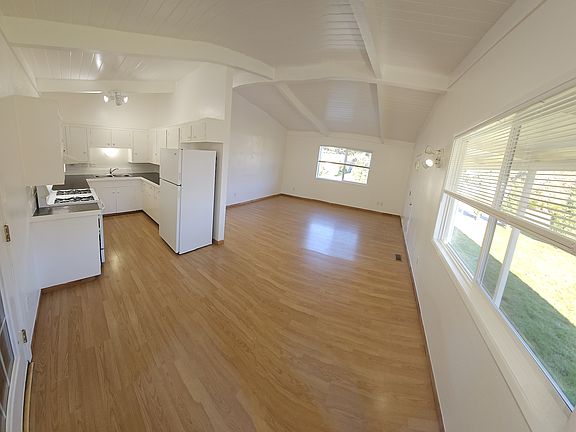 3rd image of 6887 To 6889 Bonniewood Dr SE #6887