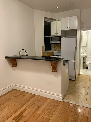 Rented by CitySites Real Estate Group | media 10