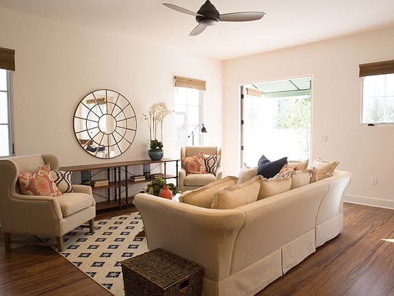 2nd image of 18 W Victoria St APT 103