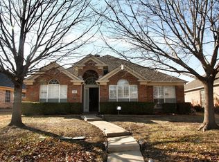 336 Touchdown Dr, Irving, TX 75063