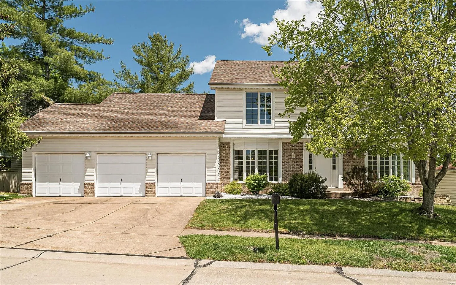 16706 Heather Moor Dr photo 1