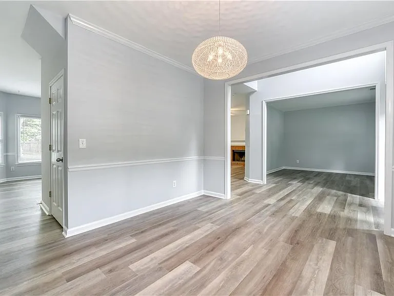 355 Lamme Chase — Photo 6