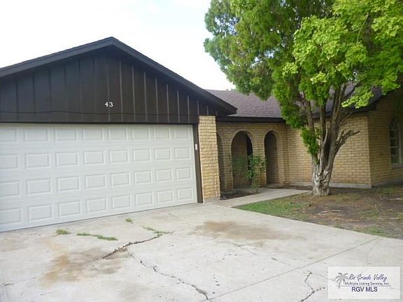 3rd image of 43 Calgary Ct