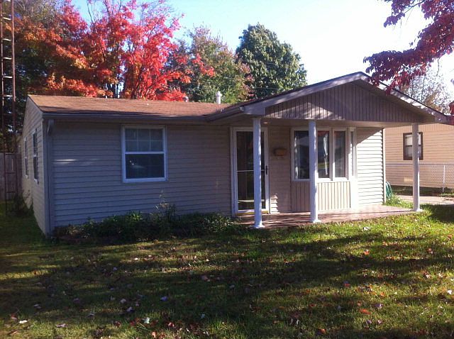1st image of 2705 W 5th St