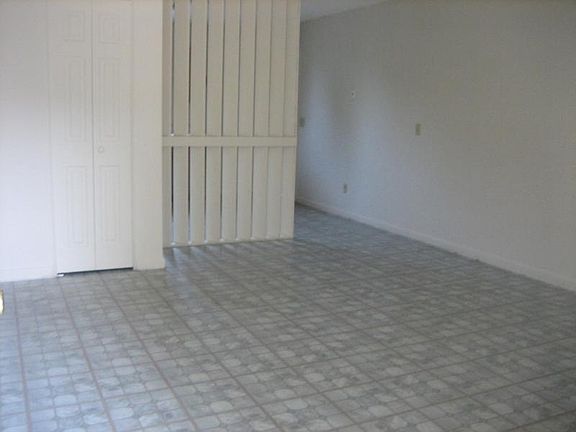2nd image of 2603 Quad Ct APT 4