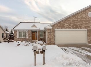 6708 Cedar Grove Ct, Jenison, MI 49428